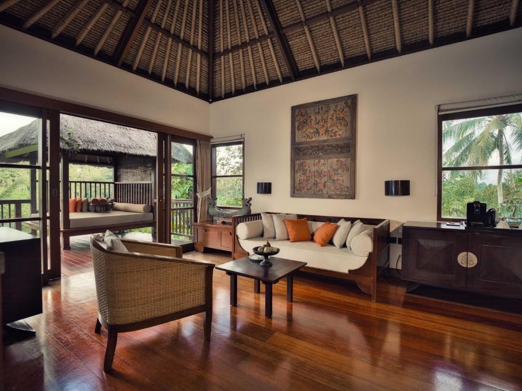 هتل هنگینگ گاردن